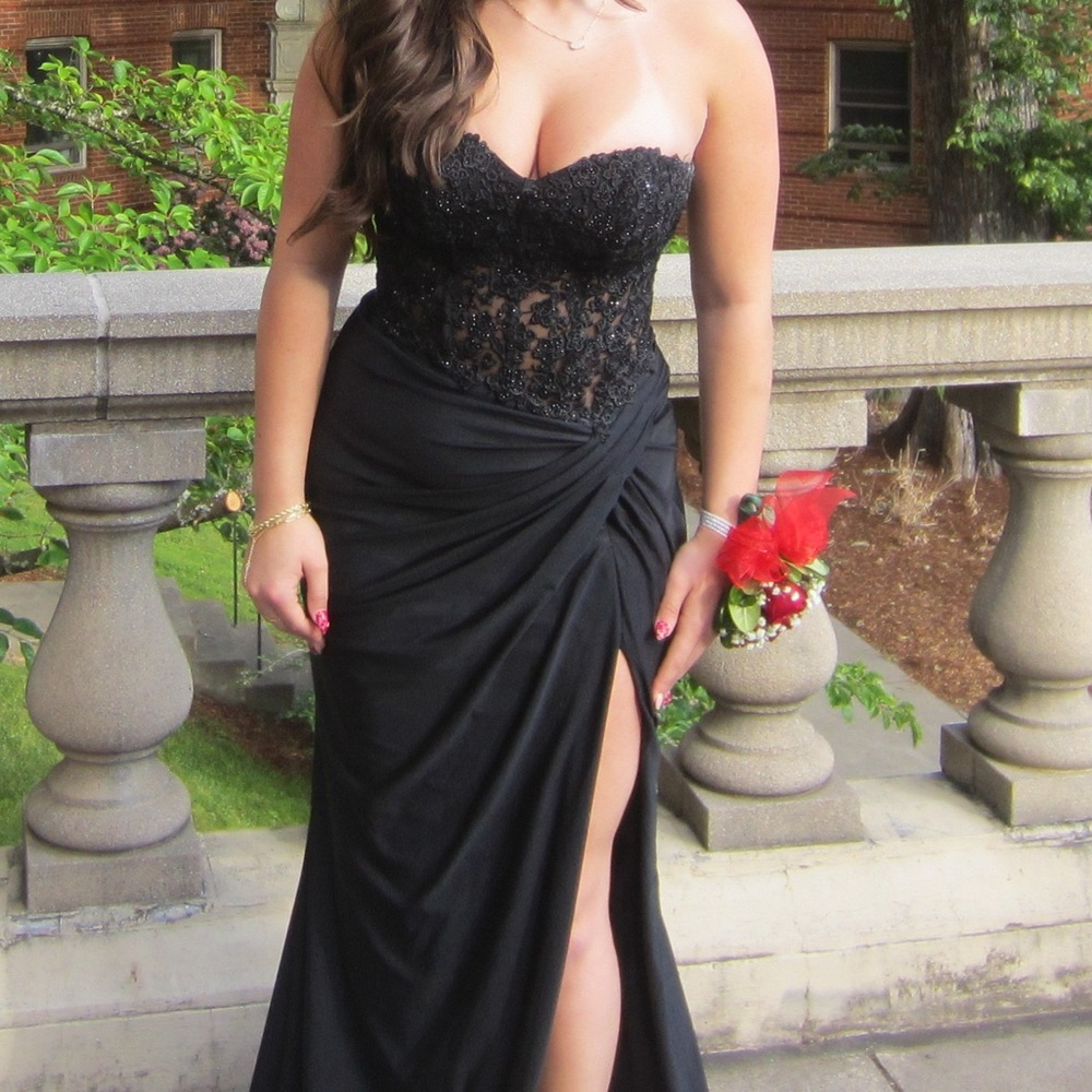 Strapless Black Lace Prom Dress